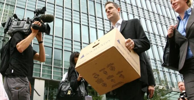 2008 krizini tetiklemişti! Ünlü banka 17 yıl sonra kepenk kapattı