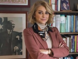 Feyza Altun "Gözaltı listesinde yokum" dediği anda alındı