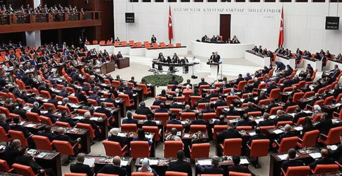 İsrail’e ortak tepki! Meclis’teki tezkere oybirliği ile kabul edildi