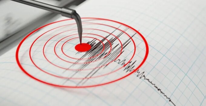 Kütahya’da 4.9’luk deprem! İstanbul’da da büyük panik yaşandı